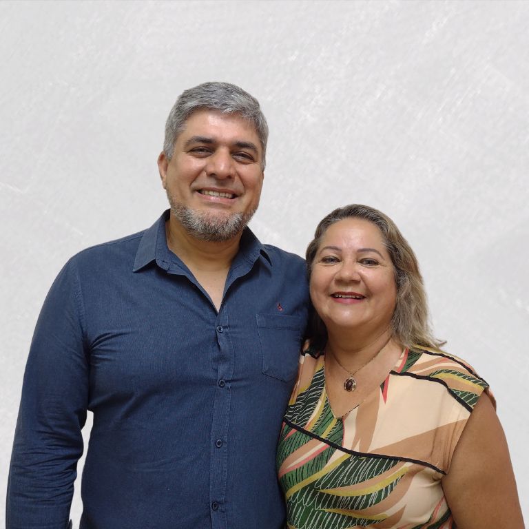 Pr. Cláudio e Silvana